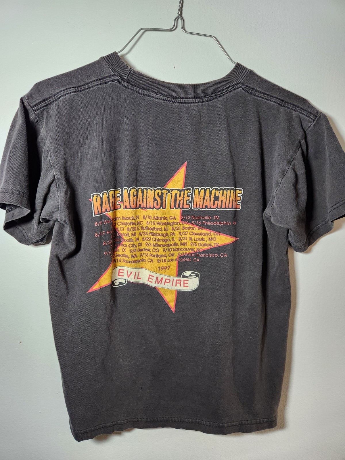 Vintage Rage Against The Machine Evil Empire Tour T-Shirt Youth M/L 1997 RARE!!! image 2