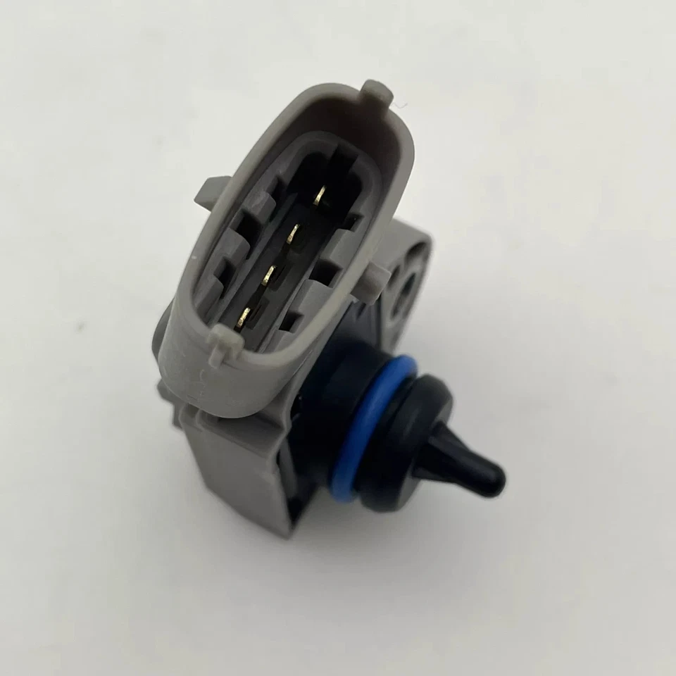 Fuel Rail Pressure Sensor For Volvo XC60 XC90 V60 S40 V50 XC70 S80 0261230238 US - Image 3 of 4