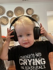 BBTKCARE Infant Headphones Black Cushioned Noise Canceling