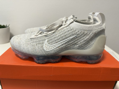 Nike Air Vapormax 2021 phantom/summit white Gr. 39 