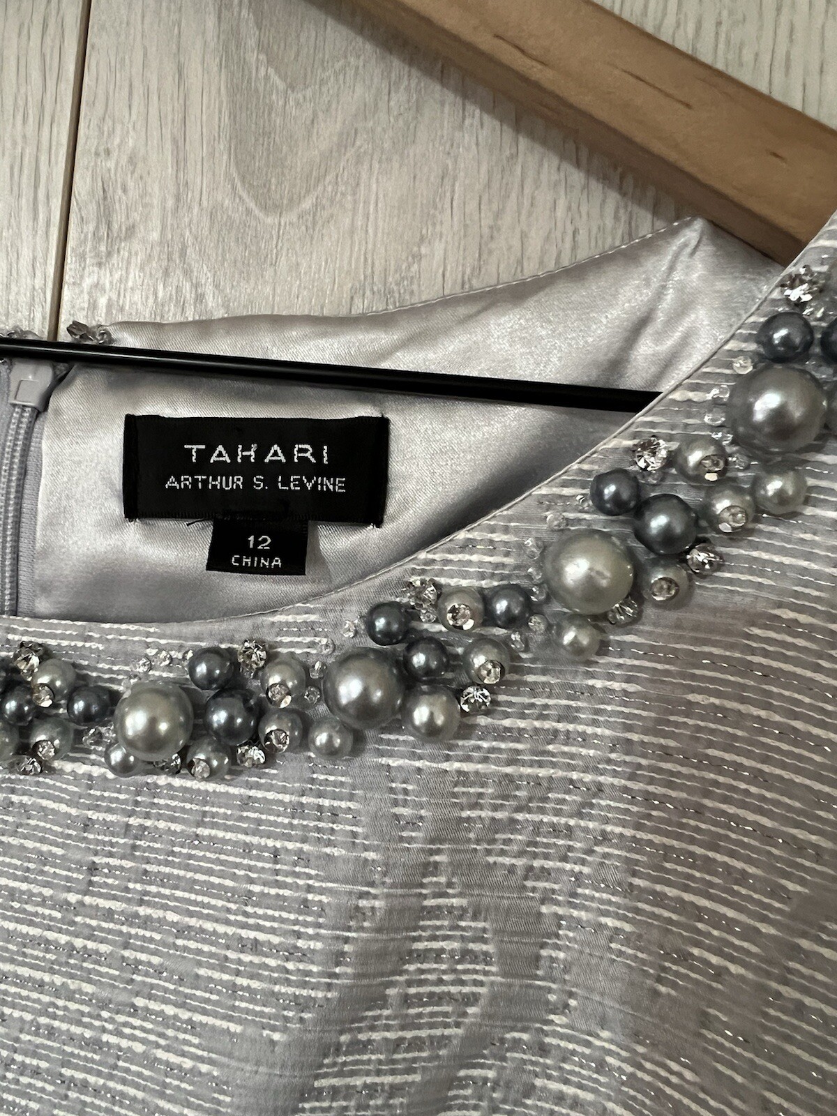 Tahari Light Gray Metallic Sleeveless Pearl Beaded Neck Fit & Flare Dress Sz 12