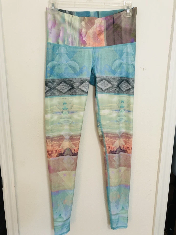 Teeki Tarot Magick Feather Southwest Aztec Hot Pant Leggings Small Yoga 28" - Image 2 of 4