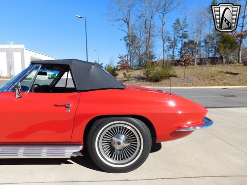 1965 Chevrolet Corvette Stingray - Picture 8 of 12