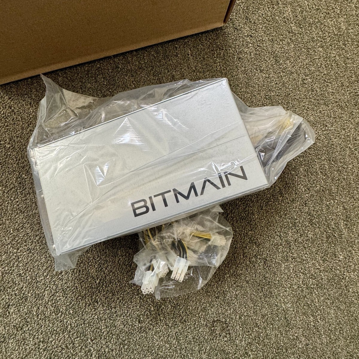 BITMAIN D3&電源 APW 3＋＋-12-1600-A3ともに新品未開封 Teardown of Bitmain 1600W Power Supply (APW3++-12-1600-A3