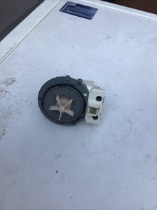 Bush WMDF612W Waschmaschine Ablaufpumpe