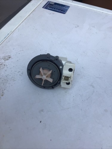 Bush WMDF612W Waschmaschine Ablaufpumpe