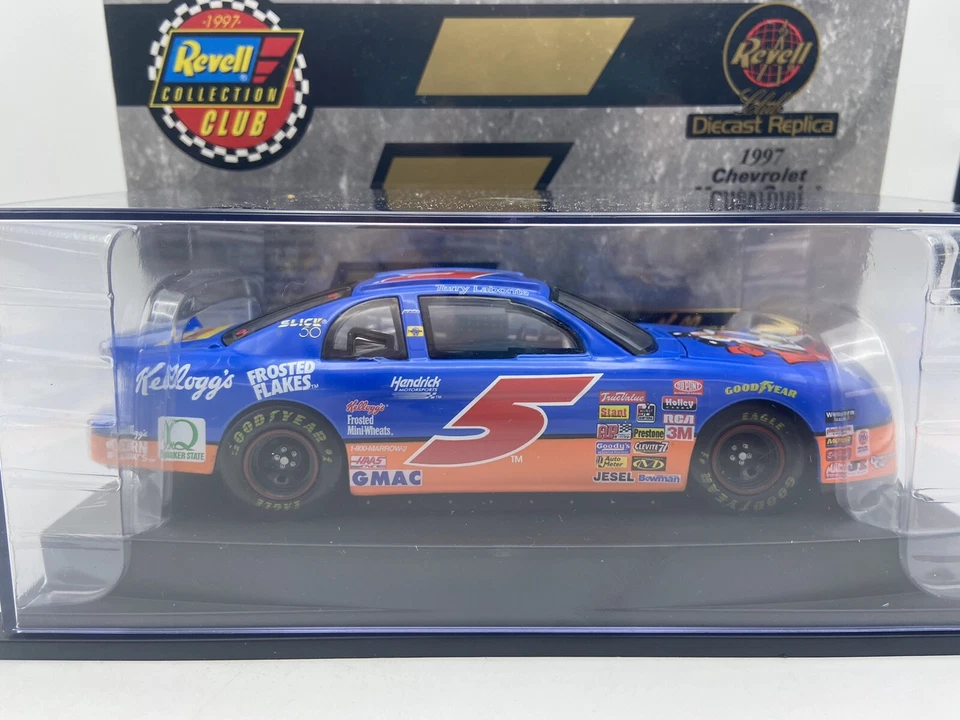 Chevy Monte Carlo #5 Kelloggs Frosted Flakes 1997 Revell Collection Club 1/24  Foto 2 de 4