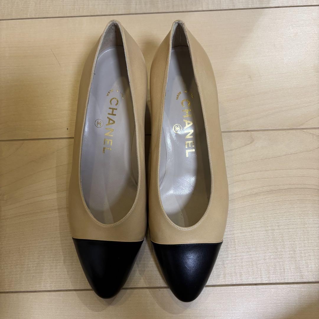 Chanel Pumps Shoes Coco Mark Pointed Toe Bicolor Size 35.5 US About5.5 For Women thumbnail 2