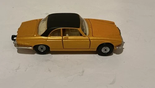 Vintage Corgi 286 Jaguar XJ12C diecast model car