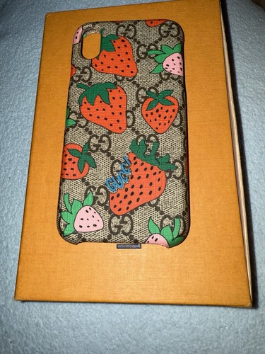 GUCCI Limited Ed Strawberry Supreme Smart/iPhone X/XS Case-NEW
