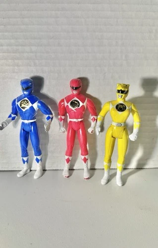 Vintage 1995 Saban Power Rangers Action Figures Lot Of 3 - Red, Blue, Yellow 4”