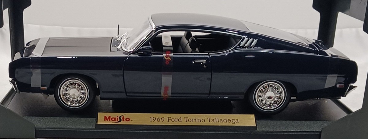 Maisto 1969 Ford Torino Talladega Die Cast Special Edition 1