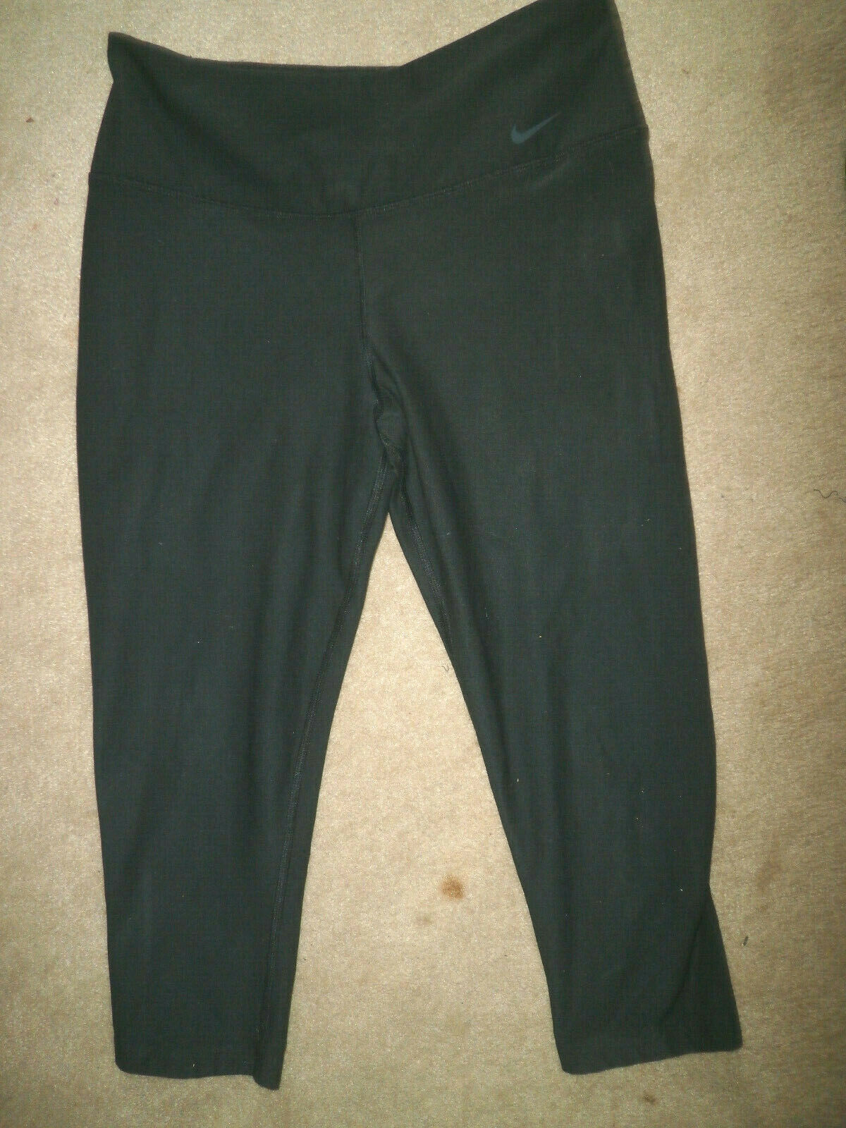 nike ten less plastic bottles capri