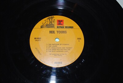 NEIL YOUNG SELF TITLED LP VINYL RECORD ALBUM | eBay