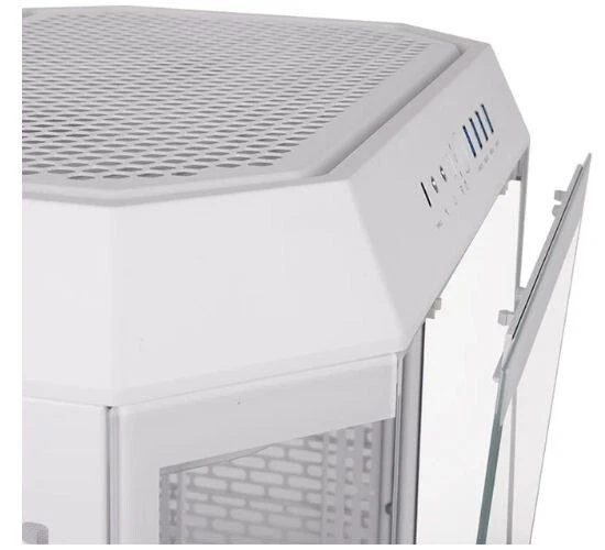 Thermaltake CA-1Z1-00M6WN-00 The Tower 600 Snow Mid Tower Chassis - Image 4 of 4