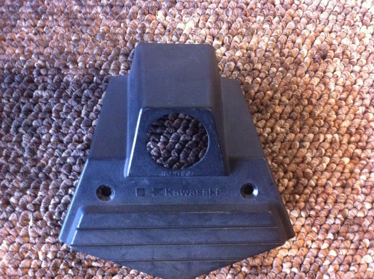 1995 95 Kawasaki Concours ZG1000 ZG 1000 Ignition Switch Cover