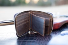 Vintage Crazy Horse Leather wallet. on zip. Bifold Short Credit Card Holder