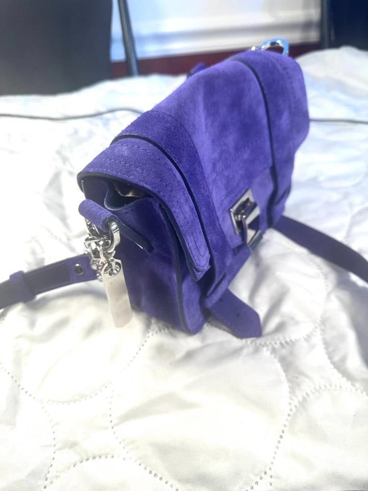 Cartera de gamuza mediana Proenza Schouler PS1 - Bolso de hombro eléctrico púrpura Foto 3 de 4