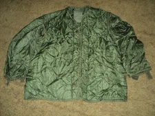 AUTHENTIC US MILITARY ISSUE M-65 COLD WEATHER FIELD JACKET LINER MEDIUM
