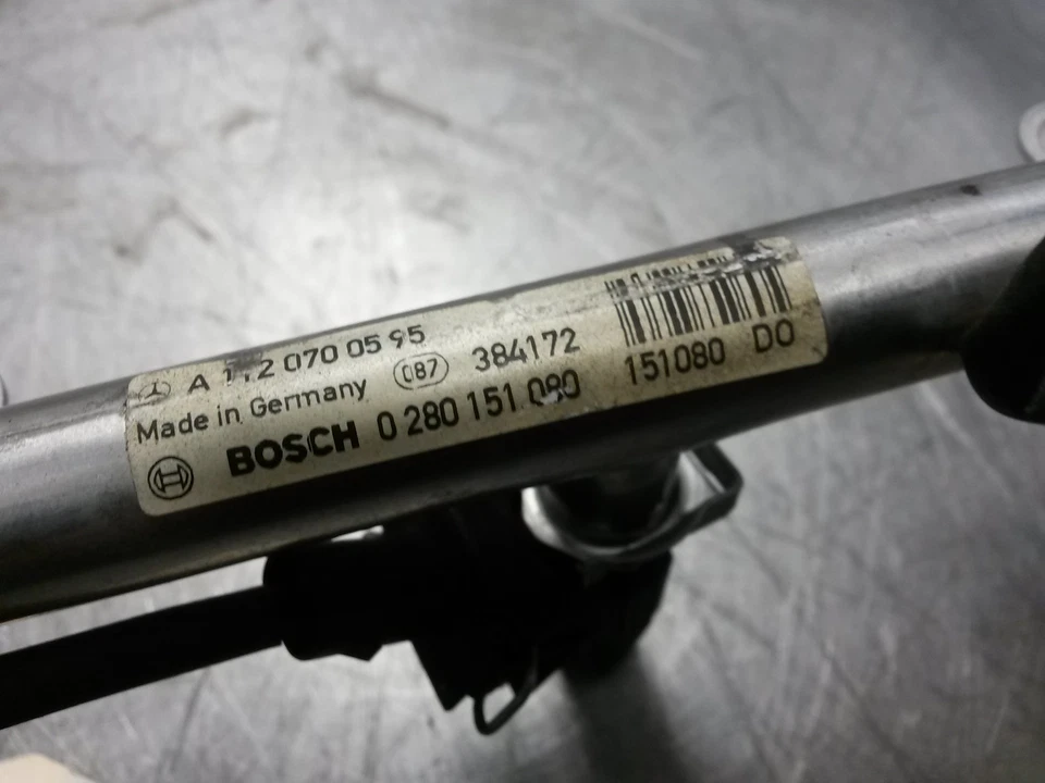 Juego de inyectores de combustible con riel para 01-05 Mercedes-Benz C320 3.2 A1120700595 Foto 4 de 4