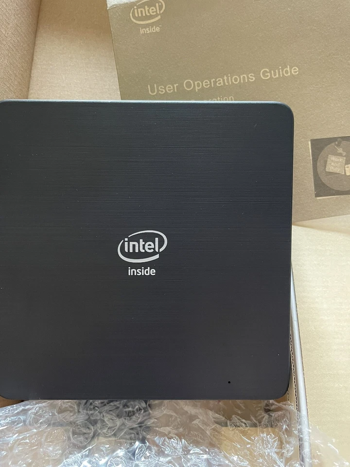 Mini PC sin ventilador Foto 2 de 4