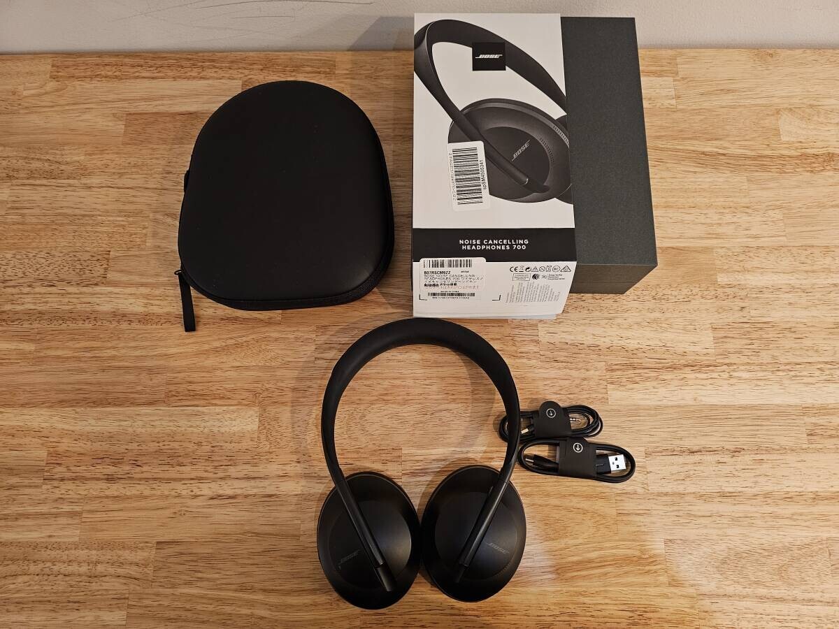 Bose Noise Cancelling Wireless Headphones 700 Bluetooth