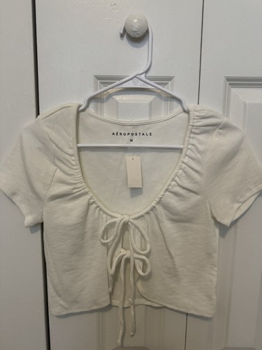 Aeropostale, Size Medium, White, Ribbed Knit, Cropped Top, Tie-Front. NEW.