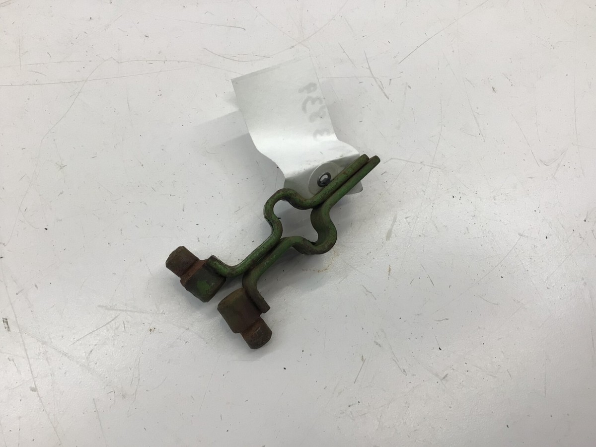 JOHN DEERE HOOD HINGE PIVOT 110 112 AM33839 AM33838 | eBay