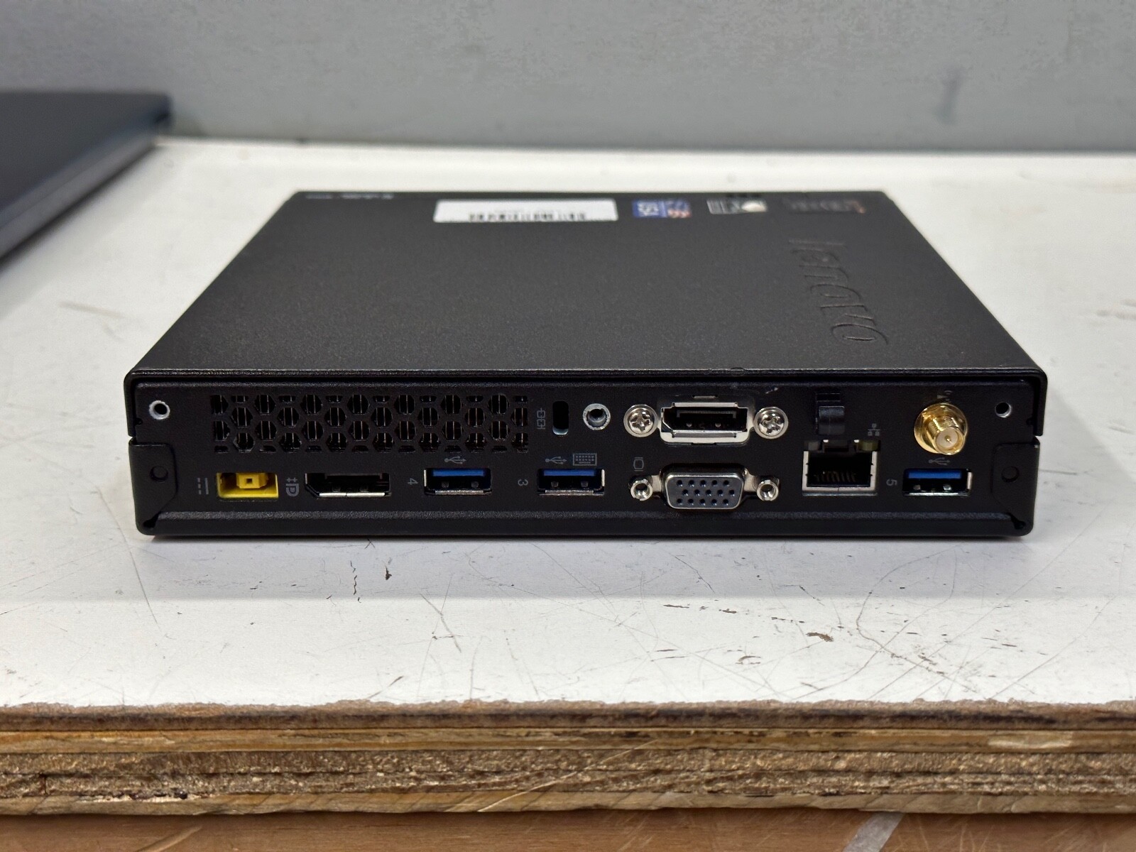 Lenovo ThinkCentre M93p Tiny Core i5-4570T 2.9 GHz 4 GB Desktop Computer No HDD - Picture 4 of 4