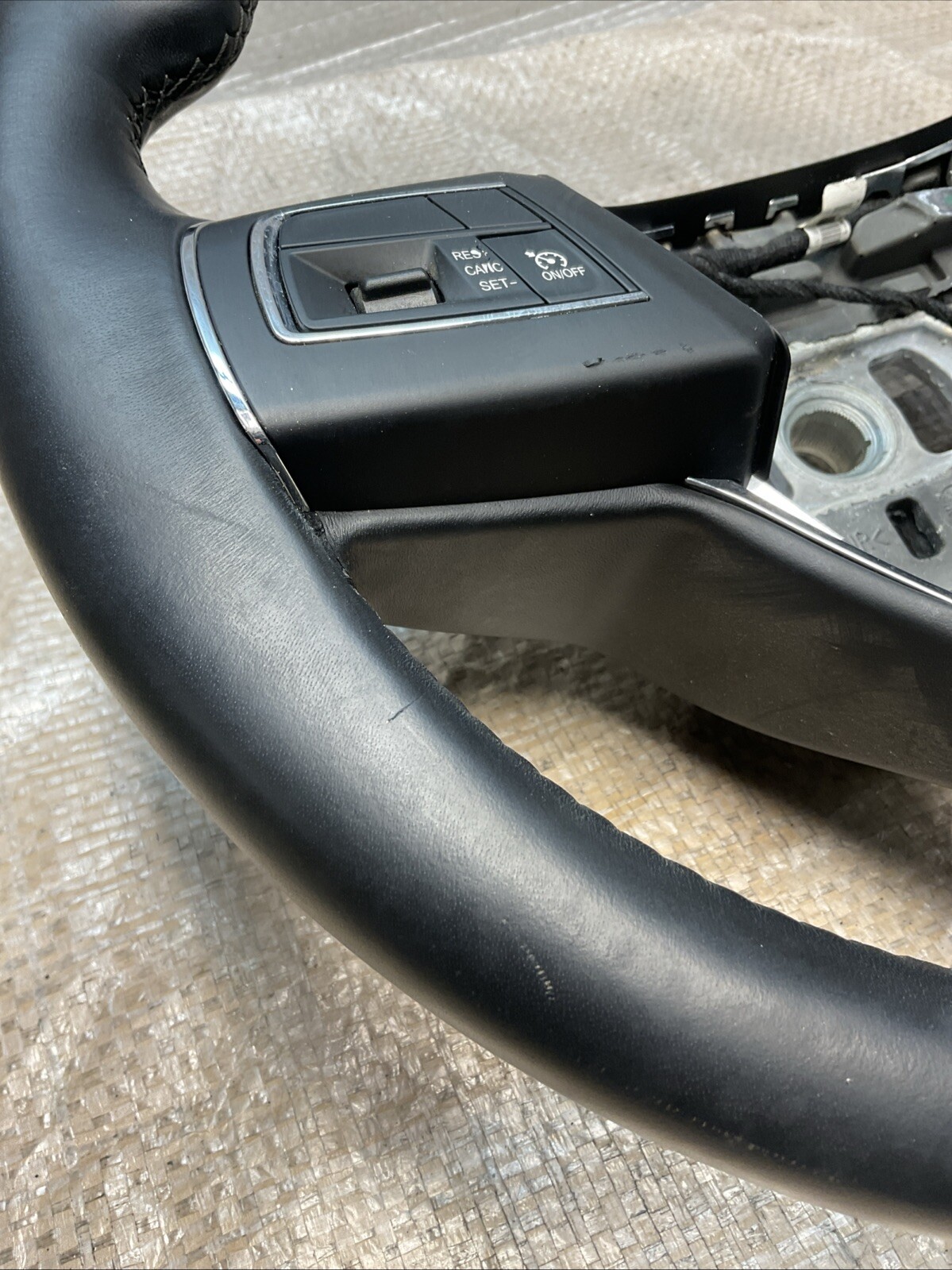Maserati Quattroporte 2014-2018 Steering wheel