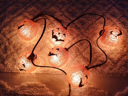 Geschmolzene Kunststoff Kürbis Lichterkette 6 Kürbisse - Bild 8 von 12