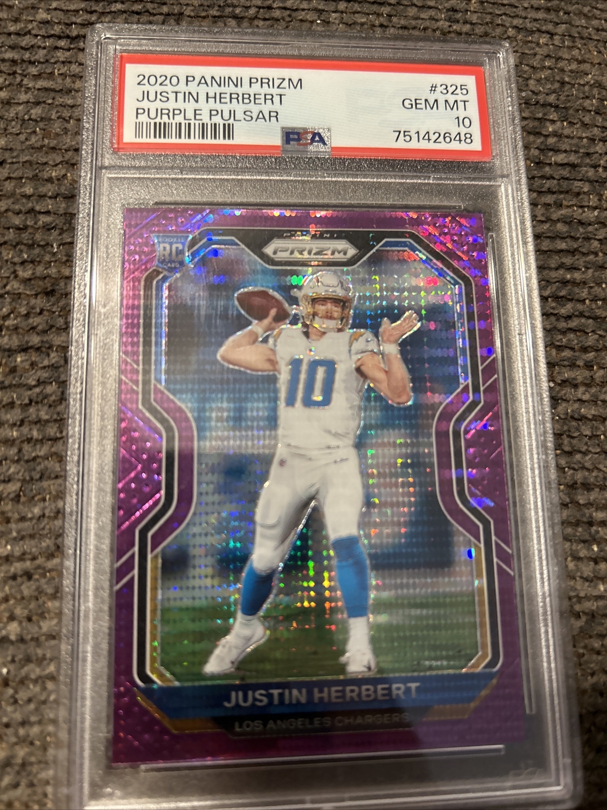 2020 Panini Prizm Purple Pulsar #325 Justin Herbert RC Rookie Mint PSA 10 POP 9!