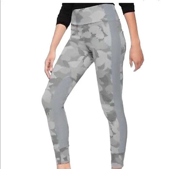 Athleta essex top camo hybrid tight