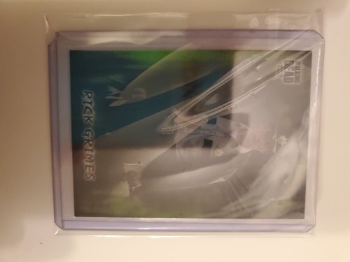 2018 TOPPS WALKING DEAD HUNTERS & THE JUNTED GREEN PARALLEL #1 RICK GRIMES 1/25 - Bild 7 von 7