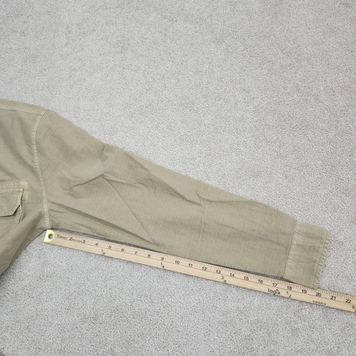 Camisa utilitaria pequeña Outerknown para hombre beige manga larga botón delantero - Imagen 11 de 12