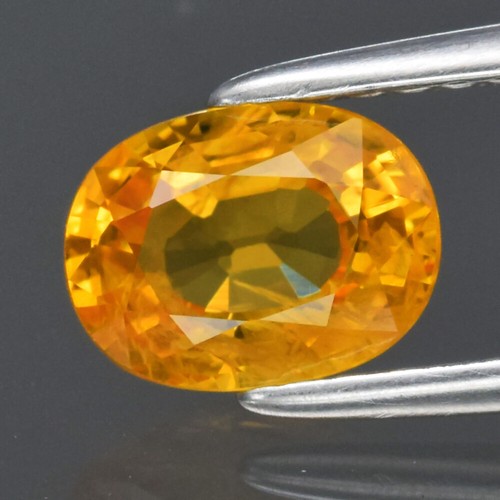 SAPPHIRE 1.08 ct Yellow Oval 7.0x5.2 mm Natural Heated VS2 Clarity from Thailand - Picture 1 of 24
