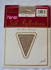 VTG Hanes EF Silk Reflections Silky Sheer Sandalfoot Panty Hose Clay Style 715