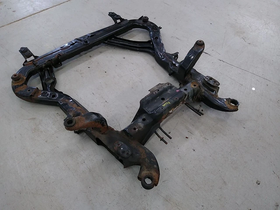 Saab 9-5 Aero Front Crossmember Subframe K-frame Fits 2002 2003 2004 2005 02 03 Foto 2 de 4