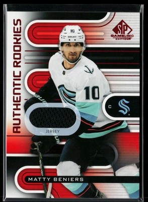 2022-23 SP Game Used Red Jersey #172 Matty Beniers RC