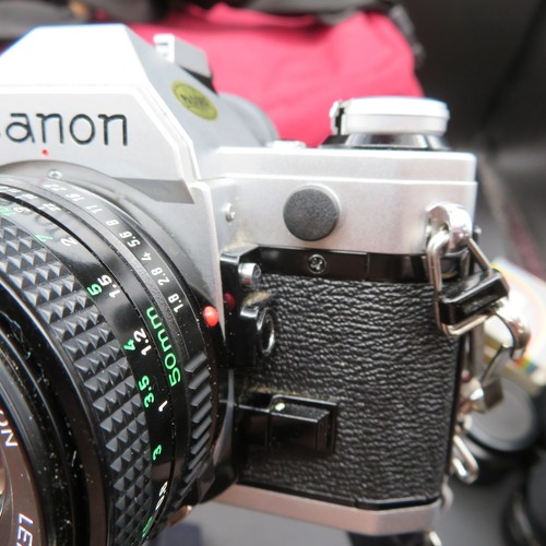 Canon AE-1 35mm SLR Film Camera Kit w/ 5 Lenses Bundle - TESTED - MINTY!! - Picture 10 of 20