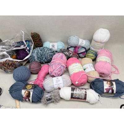 Mixed Yarn Lot Lion Brand Baby Bee Herrschners Worsted Bulky Acrylic Chenille