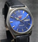 vintage seiko 5 automatic day date movemvent no. 7009A japan made men's watch.
