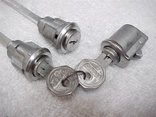 Nos Door Accessory Glove Lock Key Kaiser Willys Jeep Truck Models 1952 -1972