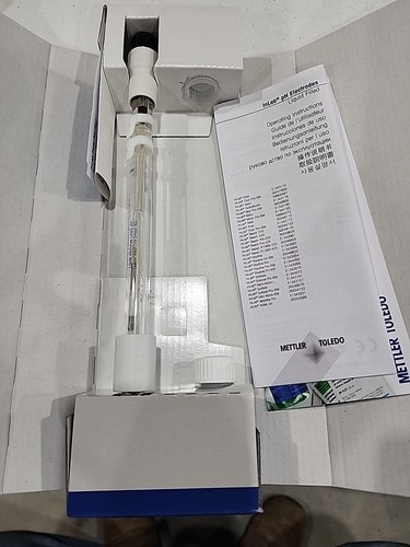 New Mettler Toledo PH Electrode P/N 51344172 - Picture 3 of 3