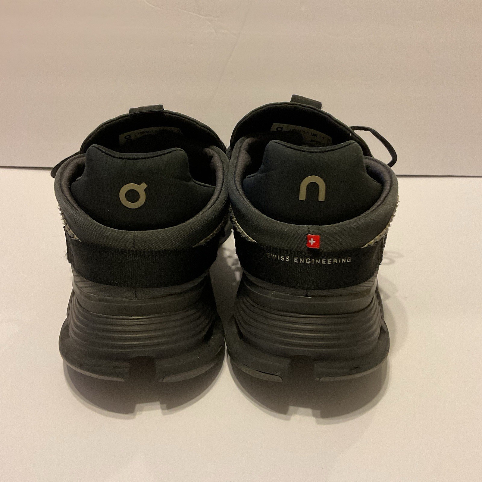 On Cloud On Running Cludnova Void Eclipse Undyed … - image 3