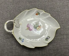 Royal Copenhagen Saxon Flower vintage Leaf Dish 7.25"Denmark 493/1597
