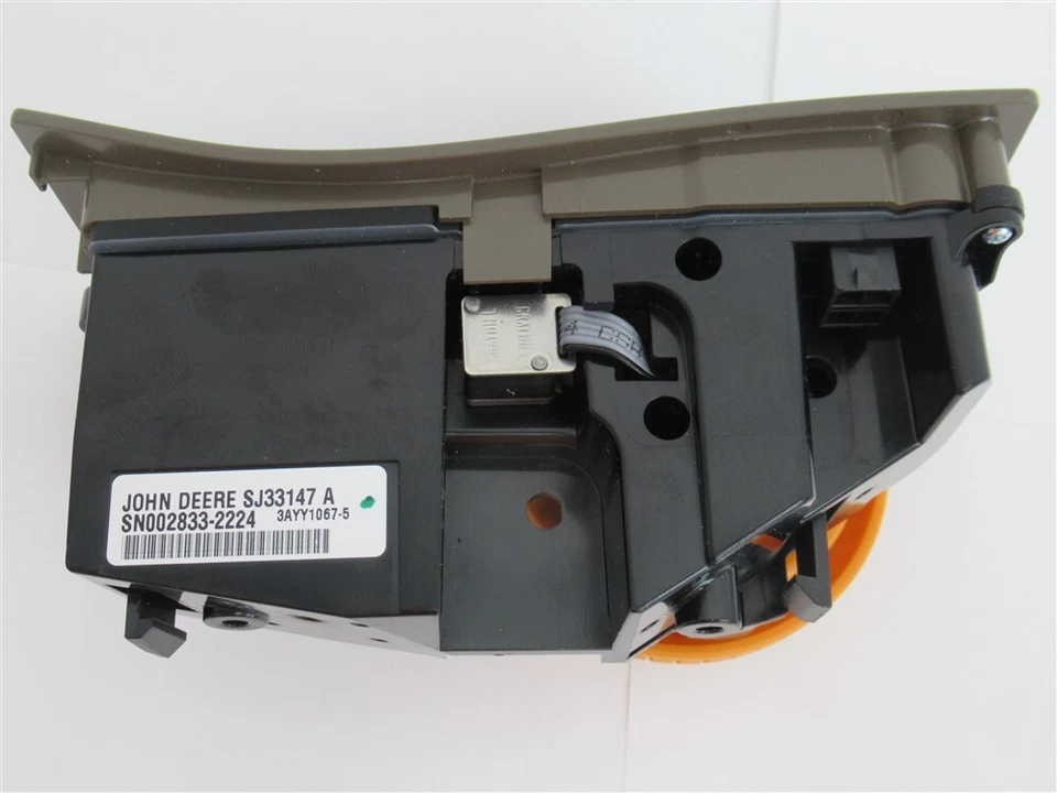 John Deere SJ33147, Engine Speed Control Right Hand Side - Image 4 of 4