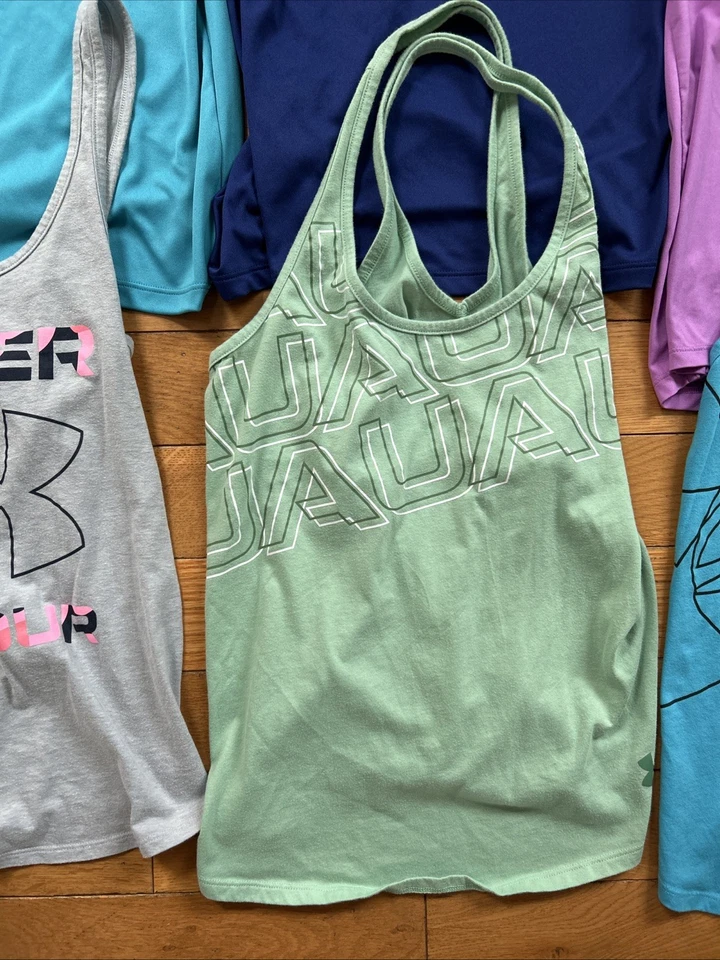 Lot Of (6) - Women’s Under Armour Workout Tank Tops, Size Medium - Image 3 of 4