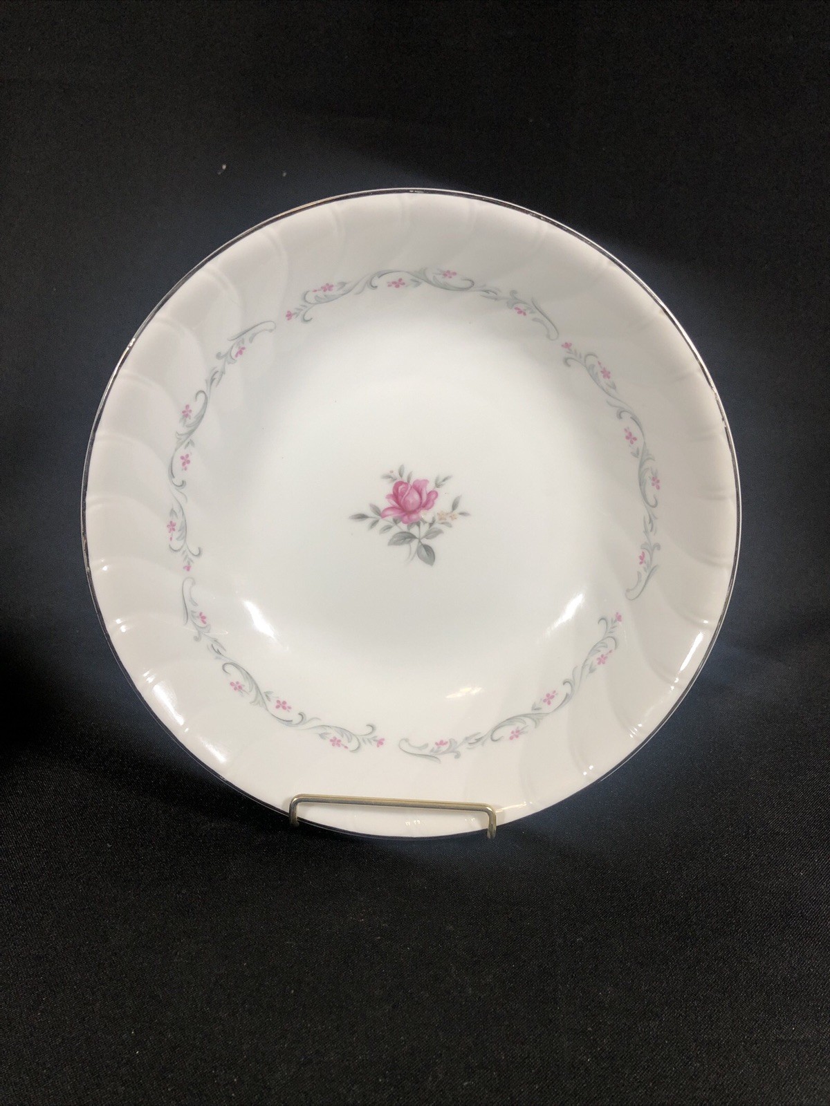 Vintage ROYAL SWIRL FINE CHINA Japan 9'' Round Serving Bowl Platinum Rim