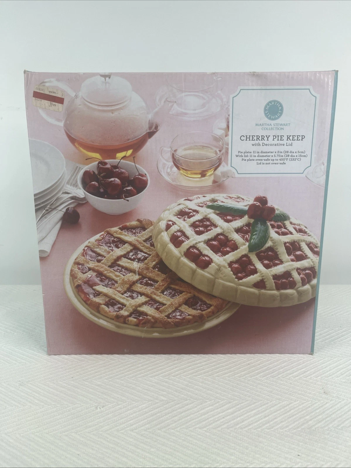Martha Stewart Collection Cherry Pie Keep Dish With Decorative Lid